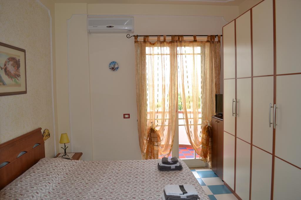 Casa Vacanze Dei Navigatori On The Sea Pontecagnano Exteriér fotografie